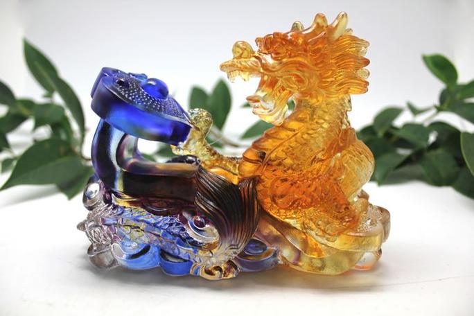 流光溢彩，匠心傳承 昆山古法琉璃工藝品的藝術魅力