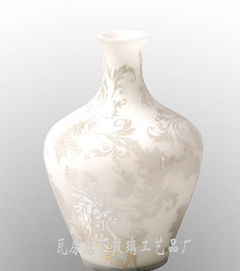 光影與匠心 玻璃工藝品的獨特魅力
